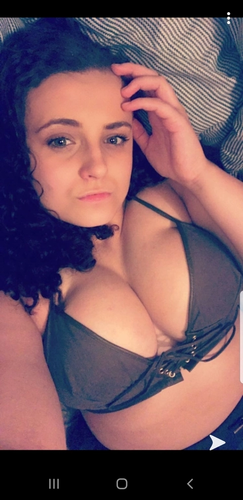 CurvyGirl00 OnlyFans Picture