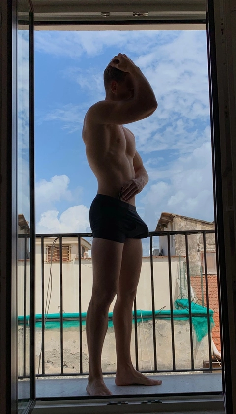 Hunter Daddy OnlyFans Picture