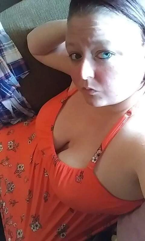 DutchCleavage OnlyFans Picture