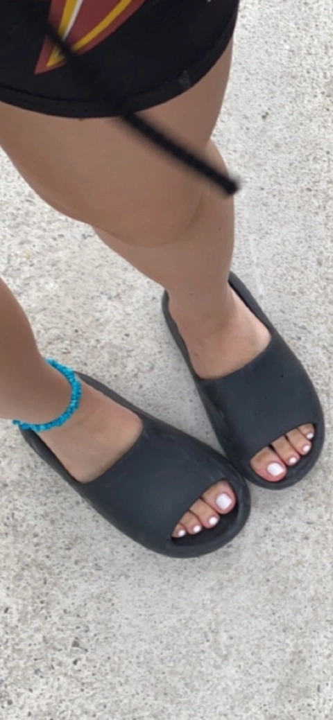 billionaires feet OnlyFans Picture