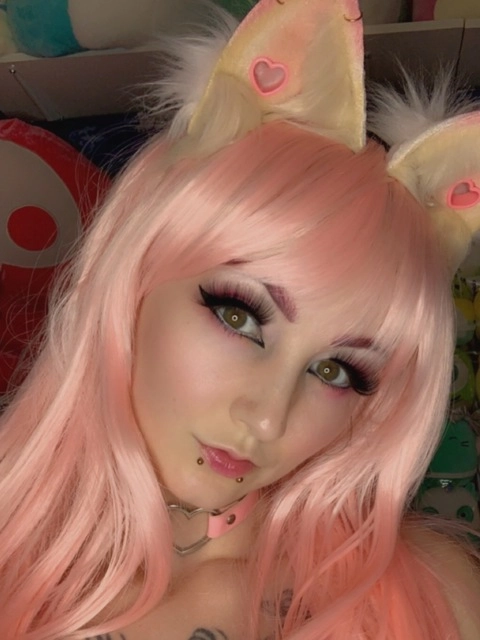 Pretty Pink Foxy