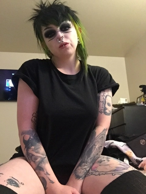 Spooxigirl13 OnlyFans Picture
