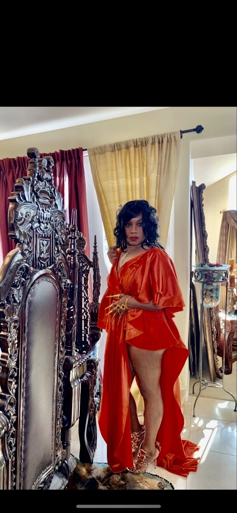 Empress Labelle Dom OnlyFans Picture