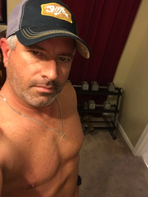 SilverFox OnlyFans Picture