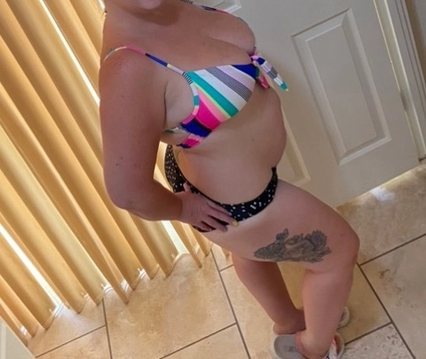 Inkedncurvy OnlyFans Picture