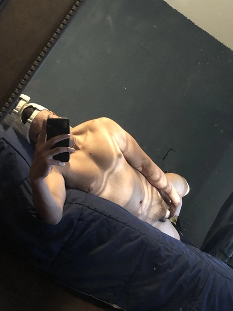 thighpapi OnlyFans Picture