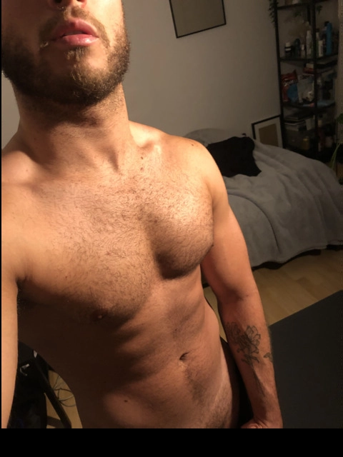 Eli Tahan OnlyFans Picture