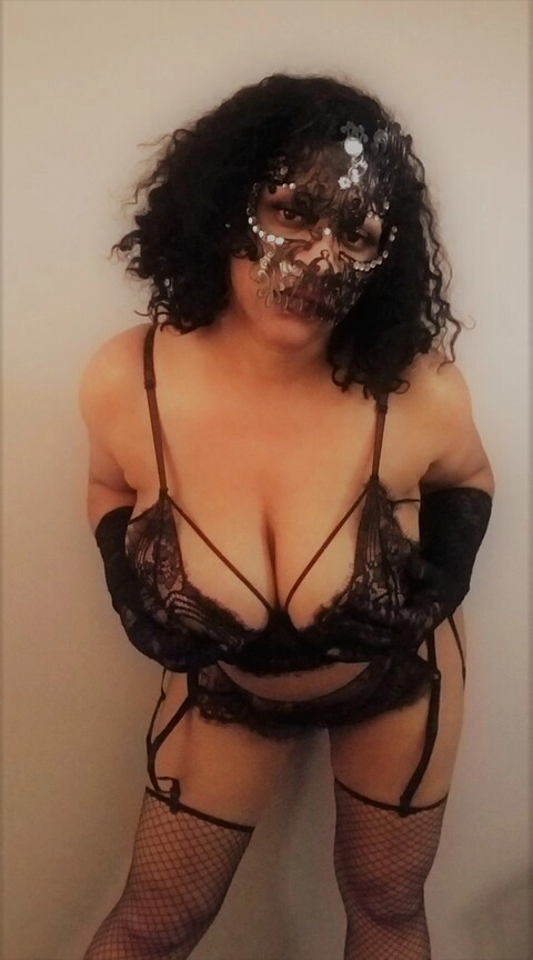 Queen of the Night OnlyFans Picture