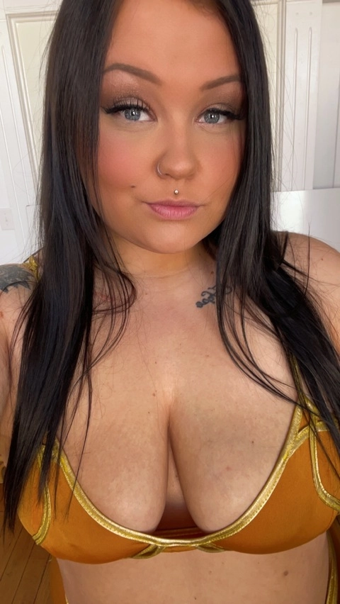 Kaitlyn Summers🌙 OnlyFans Picture