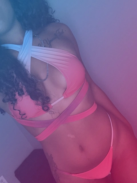 PeachesNCream OnlyFans Picture