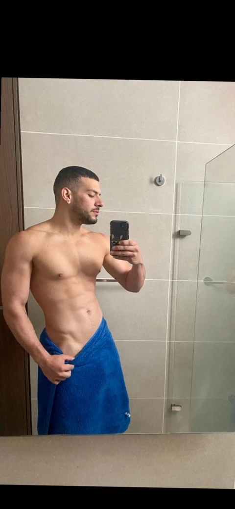 Andres david Garcia OnlyFans Picture