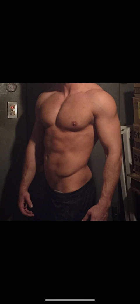 Allen Troy OnlyFans Picture