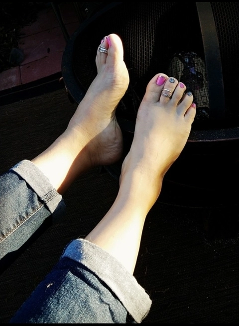 Wren's Feet