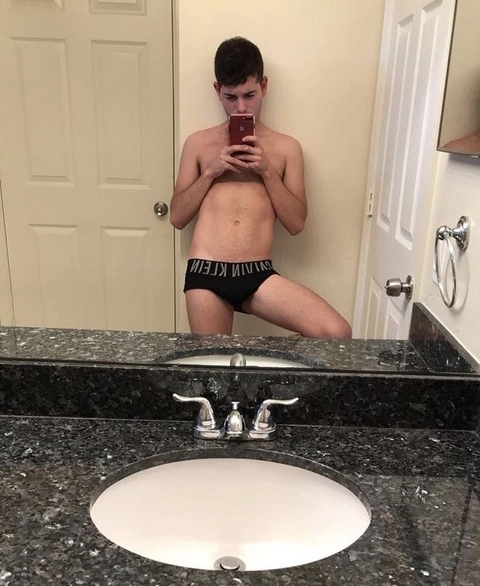 Milo De Luca OnlyFans Picture