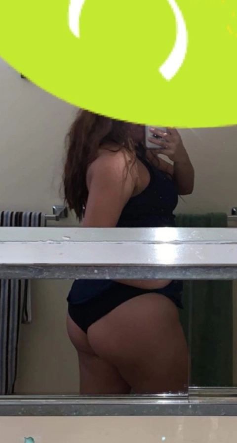 Roxanne Min OnlyFans Picture