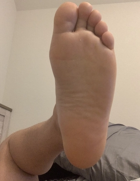 RicanMasterFeet OnlyFans Picture