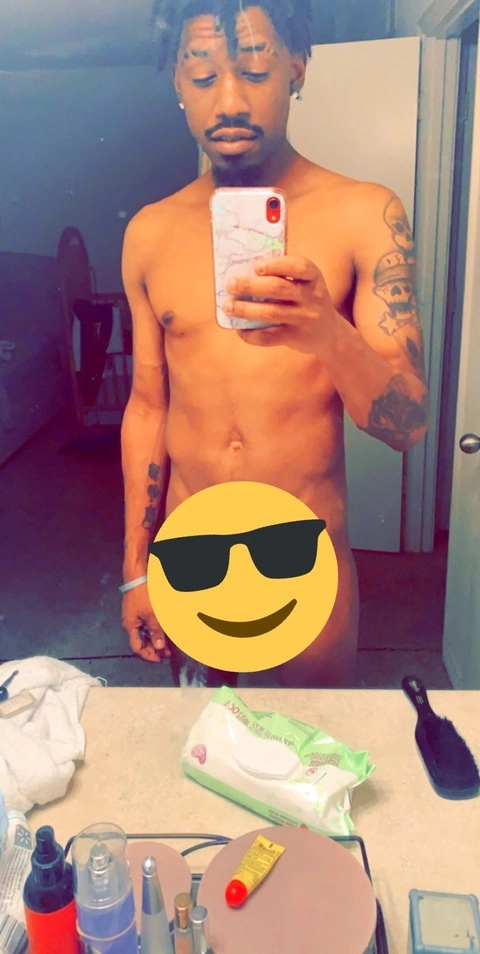 Bitch__ImBEEZY 💪🏽😌🤷🏽‍♂️💯 OnlyFans Picture