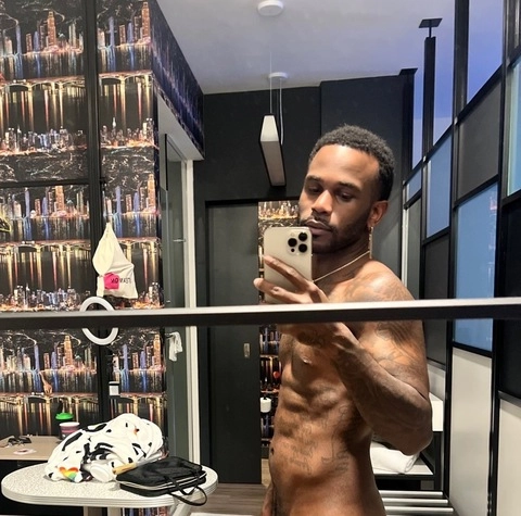 King OnlyFans Picture