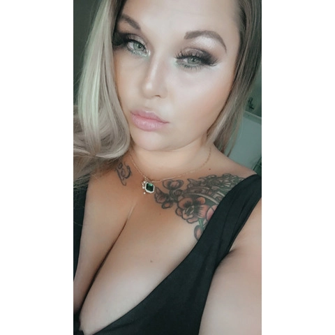 Ashley Marie OnlyFans Picture