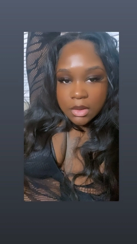 N’dea OnlyFans Picture