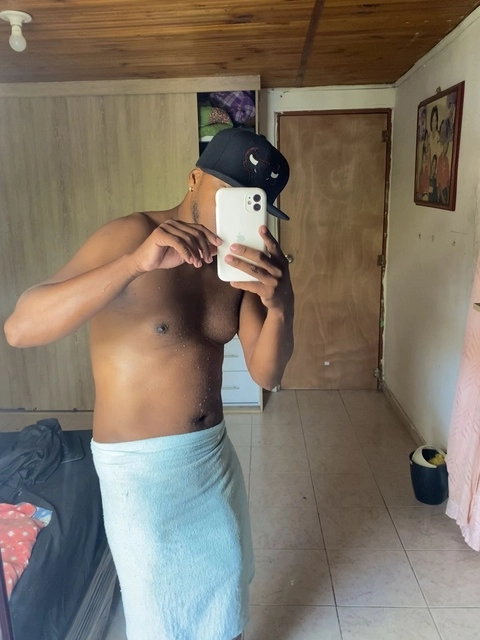 Brayan Lemos OnlyFans Picture