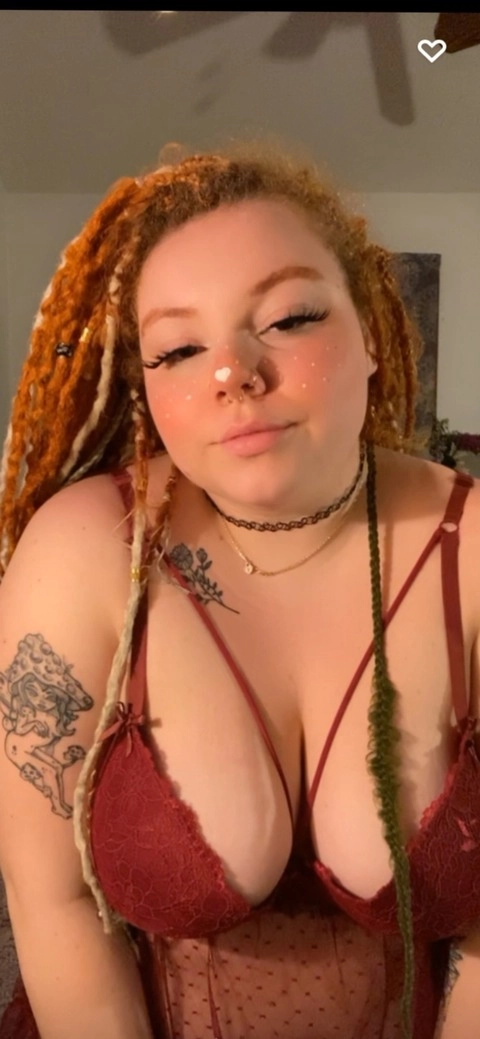 Emberly OnlyFans Picture