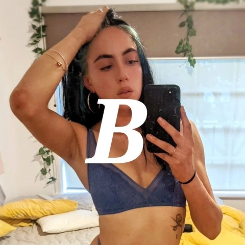 Billie Hawthorn- previously theofficialb OnlyFans Picture
