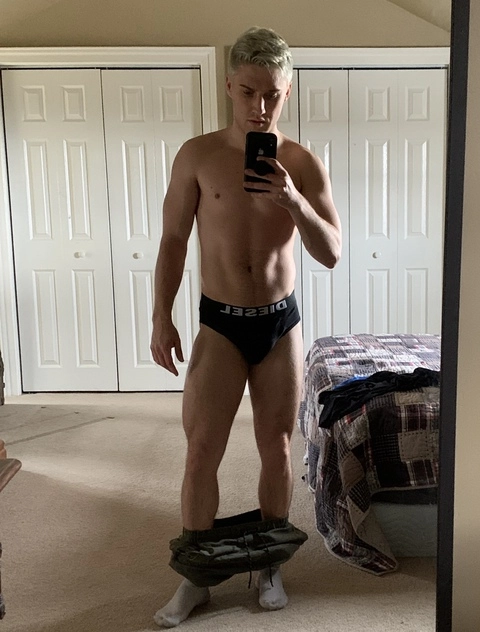 Brayden OnlyFans Picture