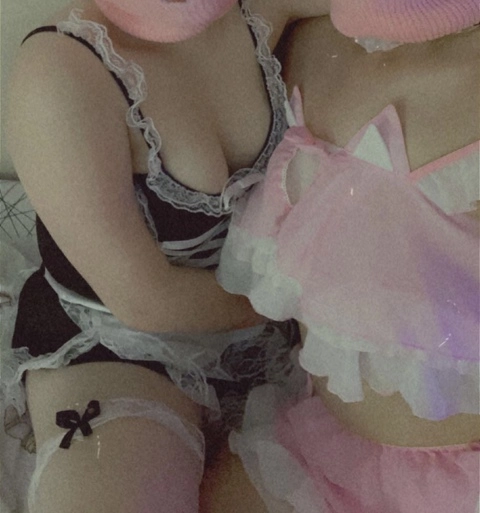 ✨💕Adelia & Lucia💕✨ OnlyFans Picture