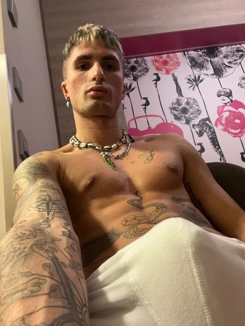 Paul Jakons OnlyFans Picture