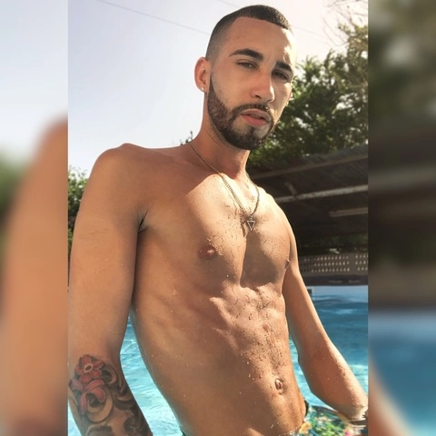 Christian Irizarry O OnlyFans Picture