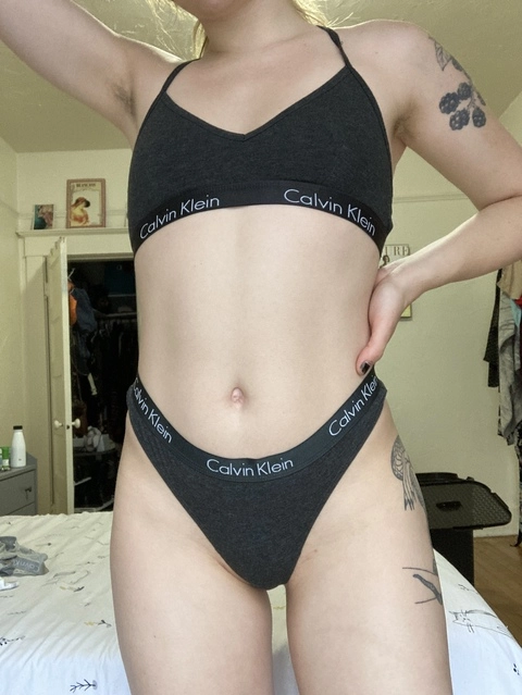 𝔸𝕡𝕙𝕣𝕠𝕓𝕚𝕥𝕖𝕪  ♥️ OnlyFans Picture