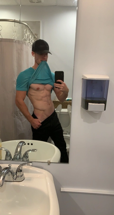 Brandon Burroughs OnlyFans Picture