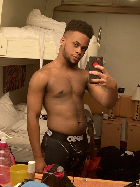 Zorin OnlyFans Picture