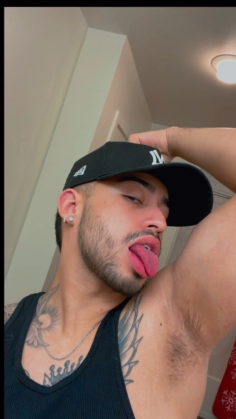 Suave OnlyFans Picture