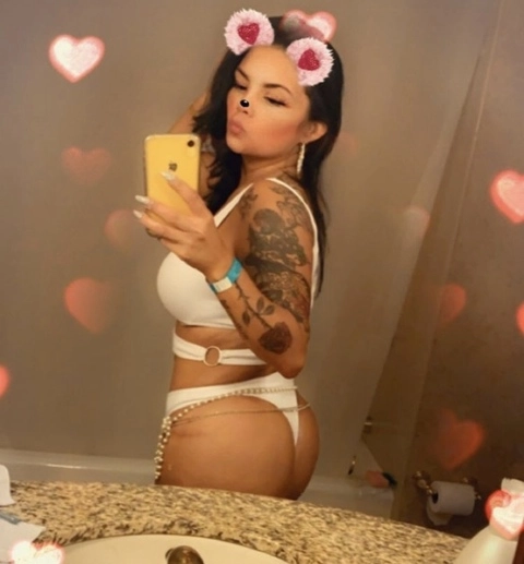 Spanish Fly Mami 💕 OnlyFans Picture