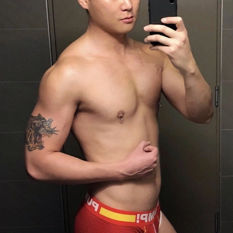 Leo Dyson OnlyFans Picture