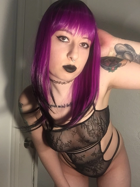 Succubus Scarlette Free OnlyFans Picture