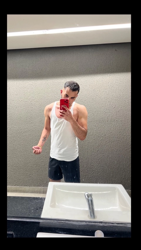 Alan Lozano OnlyFans Picture