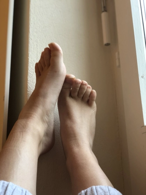 luxyfeet OnlyFans Picture