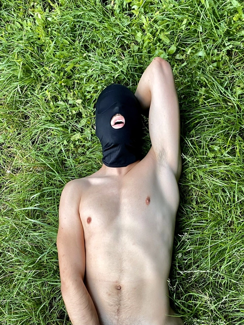 Masked Candyman OnlyFans Picture