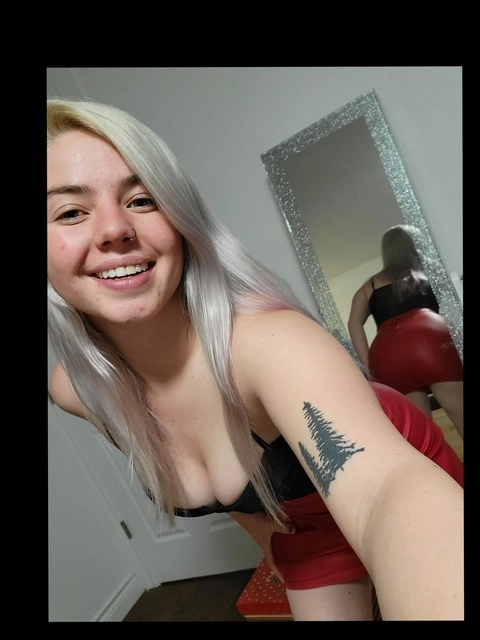 Katie Ann OnlyFans Picture