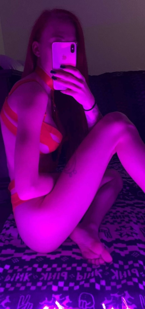 strawb3rrygirl OnlyFans Picture