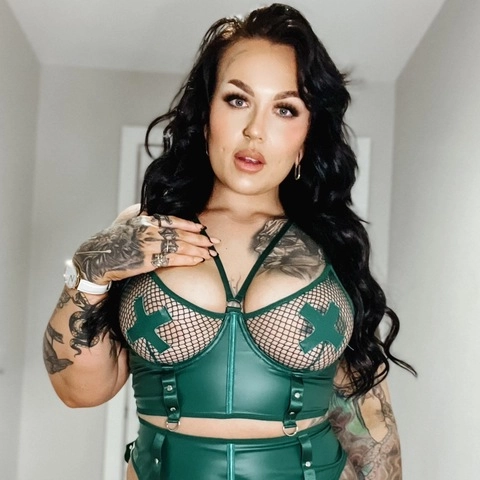 CURVY & TATTOOED ? OnlyFans Picture