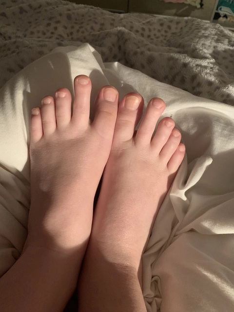 weirdfeet