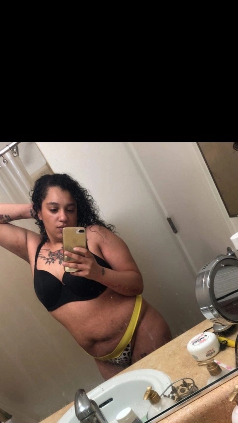 Ms.high Yella OnlyFans Picture