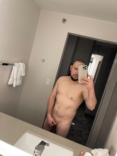 Uri_daddy OnlyFans Picture