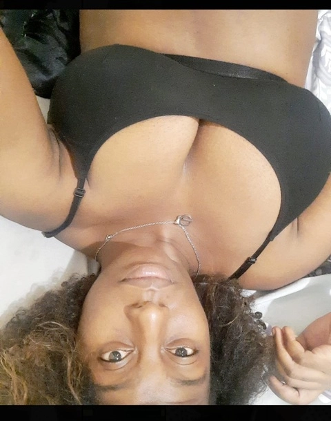 MzzNatural OnlyFans Picture
