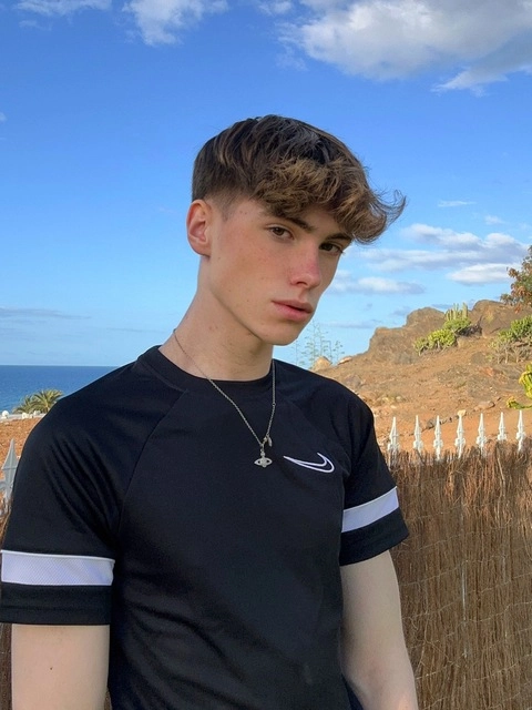 Maxence OnlyFans Picture