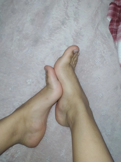 Feet_Lun OnlyFans Picture